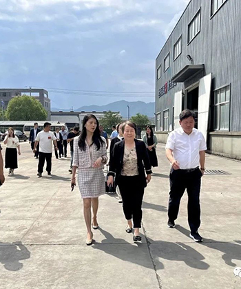 关怀民生 | 县人大代表莅临泛亚卫浴视察就业致富工程目标